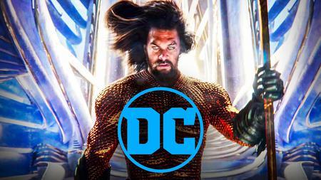 Aquaman, Jason Momoa, DC logo